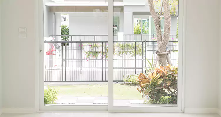 Balcony Screen Door Repair in The Acreage, FL
