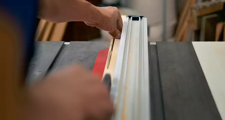 Bifold Door Seal Repair in The Acreage, FL