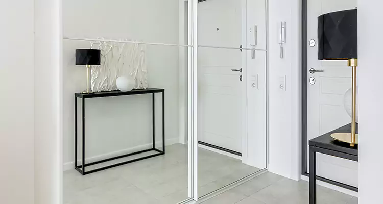 Mirrored Bifold Closet Doors Repair in The Acreage, FL