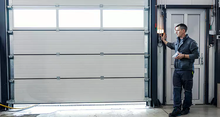 Our Garage Door Repair Services in The Acreage, FL