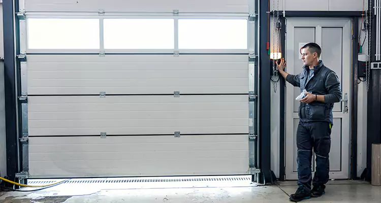 Modern Overhead Door Repair in The Acreage, FL