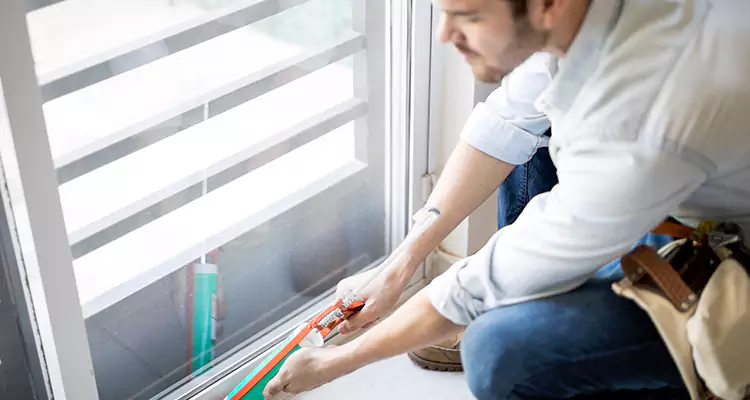 We fix All type of Sliding Door in The Acreage, FL