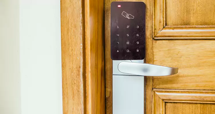 Keyless Hotel Door Locks Repair in The Acreage, FL